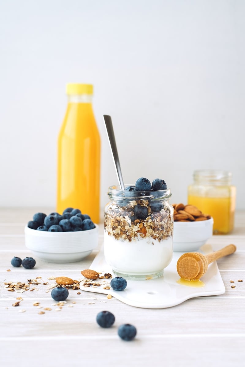 Greek Yogurt Parfait with Fresh Berries